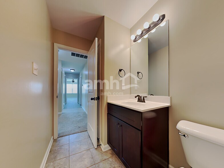 Building Photo - 4940 Grace View Ln