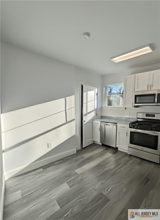 Building Photo - 1790 W 4th St