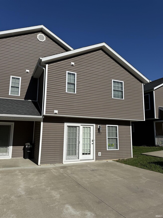 Building Photo - 2317 S Samuel Ln