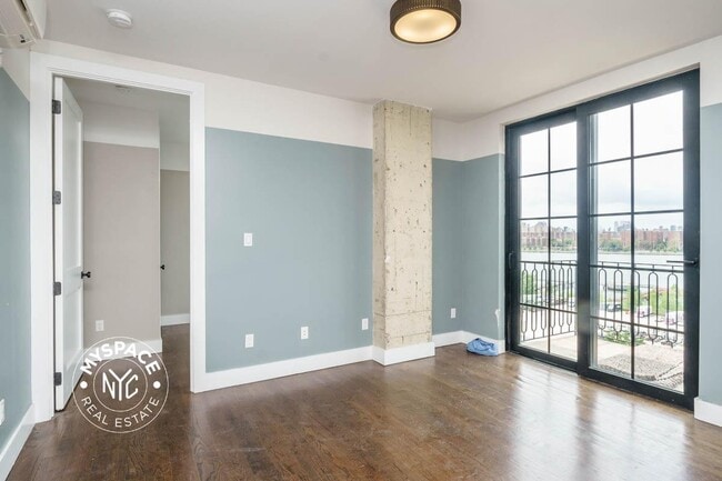 Building Photo - 187 Kent Ave