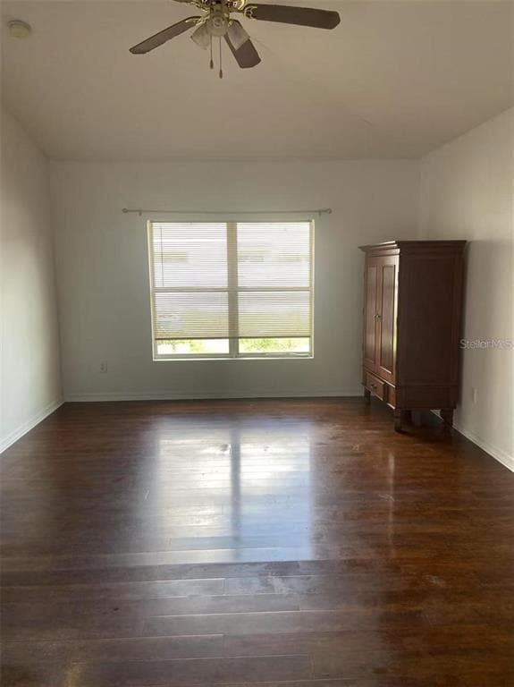 Building Photo - 10752 Clover Walk Dr