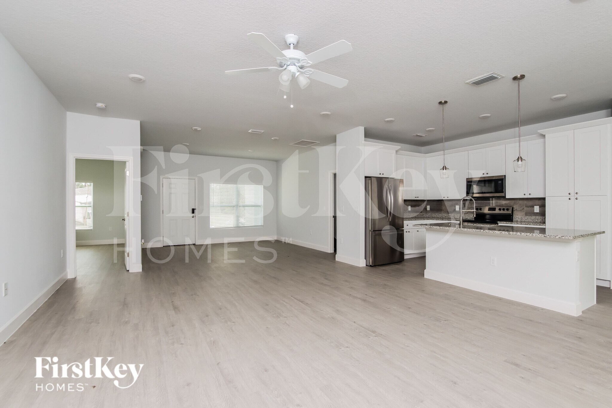 Building Photo - 543 Waterside Rd SE