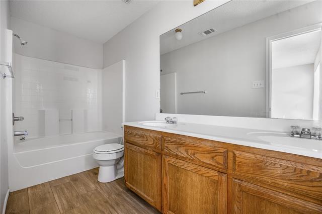 Building Photo - 4524 Alamosa St