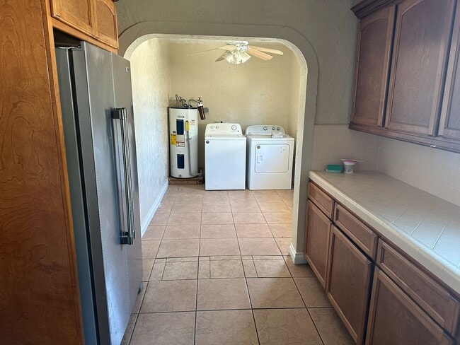 Building Photo - 7296 Ave 232