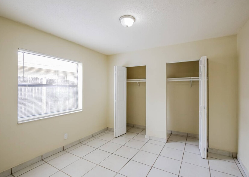 Building Photo - 7420 Johnson St