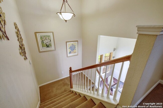 Building Photo - Braun and 1604 Area in Greenbriar gated community