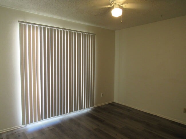Building Photo - Cozy West Lancaster Home