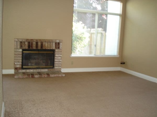 Building Photo - 513 Scirocco Dr
