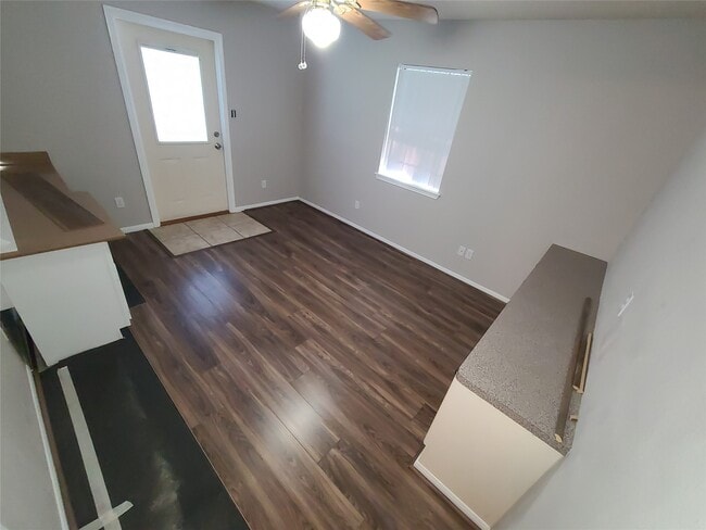 Building Photo - 15133 Starboard Dr