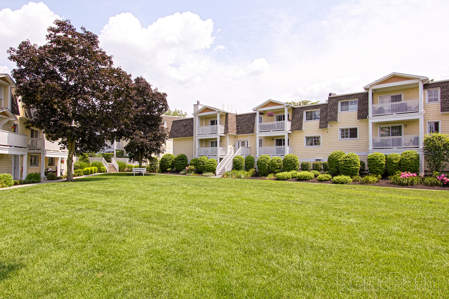 Building Photo - Overlook At Piermont