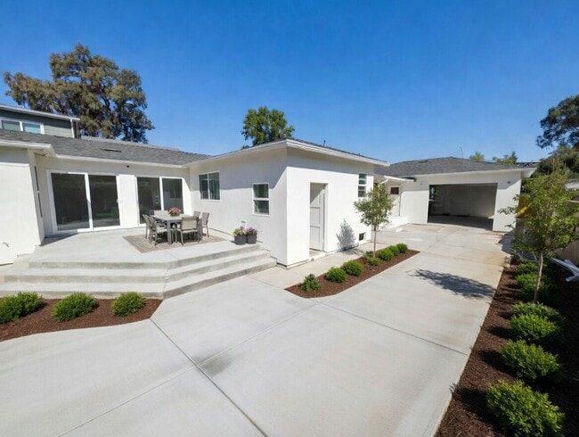 Building Photo - NOW LEASING – SAN LUIS OBISPO | 2026 STUDENT HOUSING