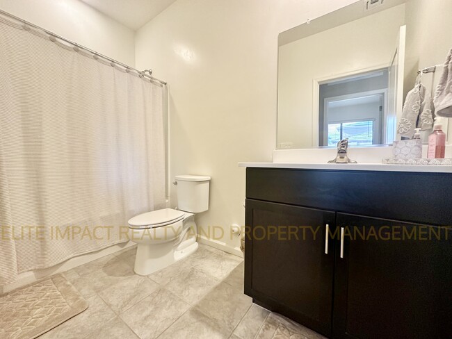 Building Photo - 7755 S Via Casa De Campo