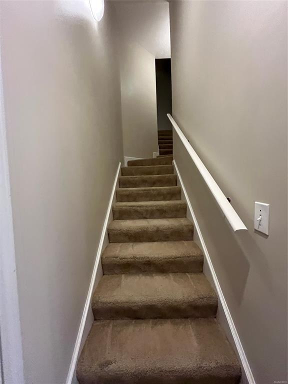 Building Photo - 9679 Greythorne Way