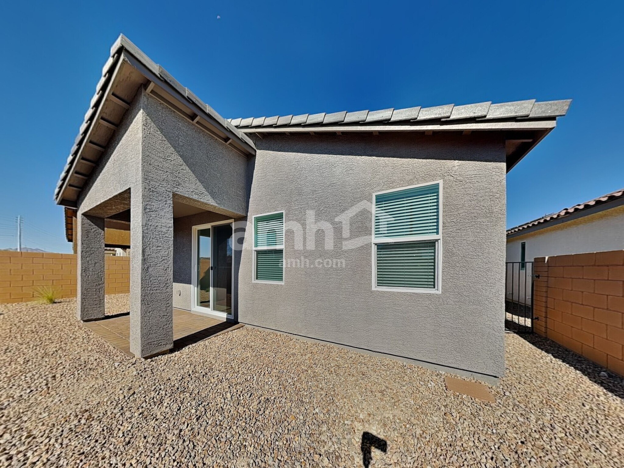 Building Photo - 874 English Primrose St