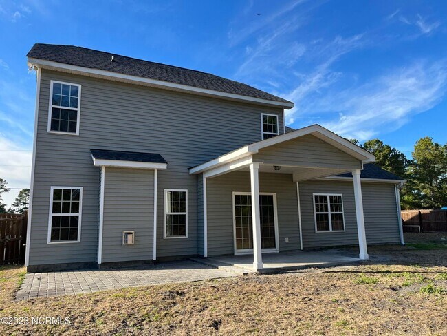 Building Photo - Welcome to Tall Pines Of New River!