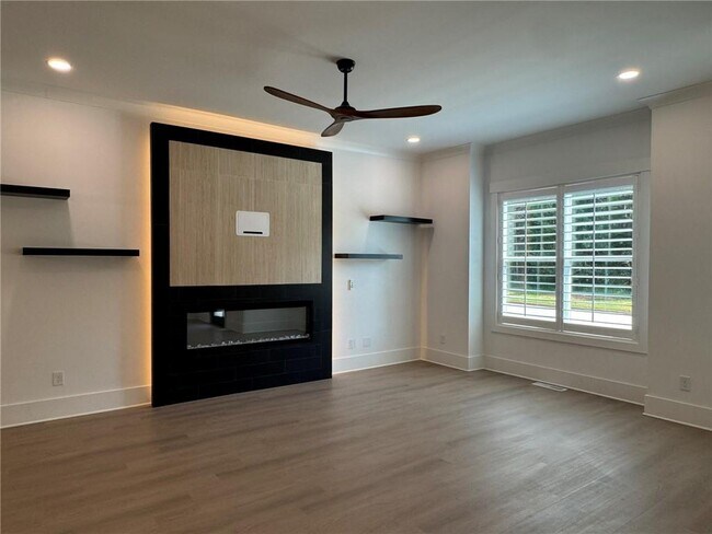 Building Photo - 173 Brush Creek Ct