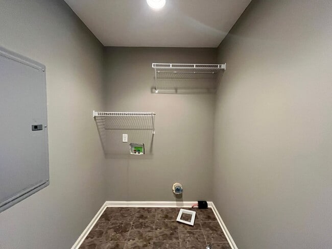 Building Photo - 3BR 2BA home in Greystone subdivision