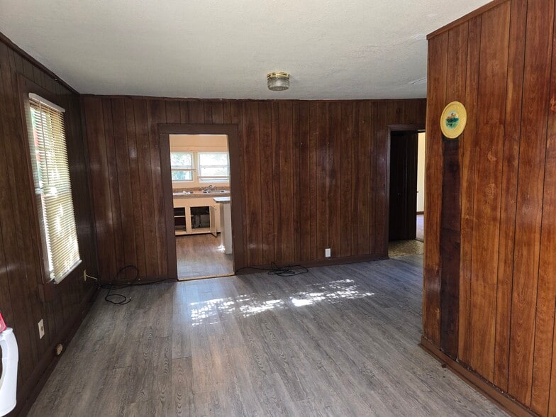 Living room - 9056 8th Ave