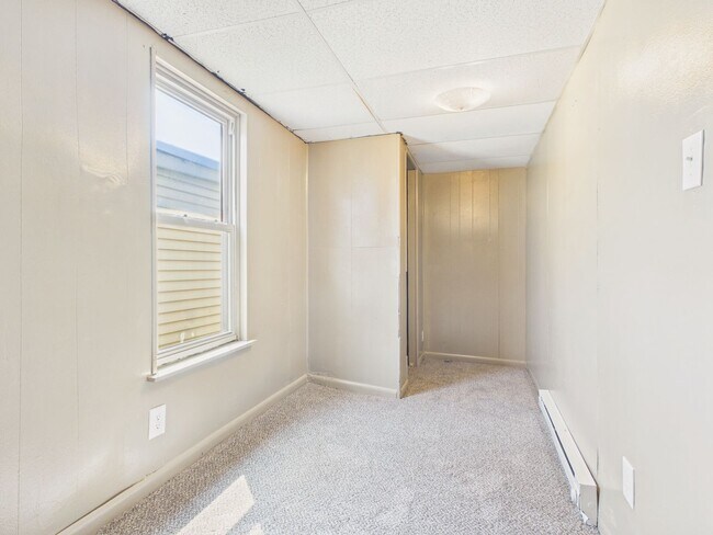 Building Photo - 4 Bedroom Single Family Home in Steelton