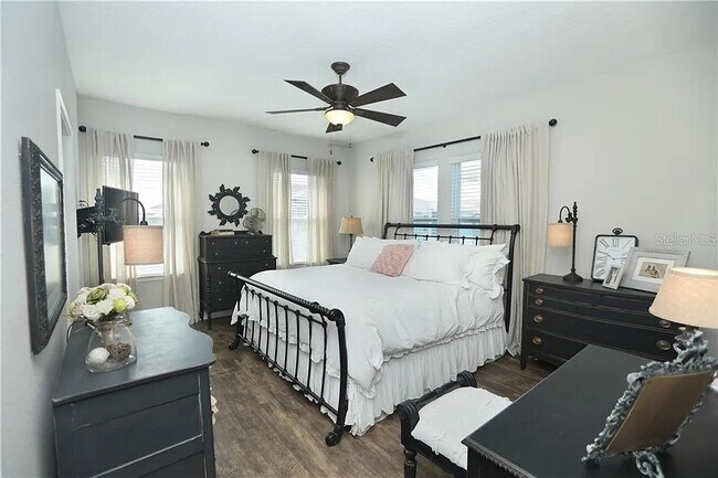 Building Photo - 8451 Karrer Ter