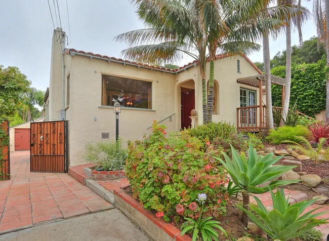 Building Photo - Charming Westside ADU with Private Backyard