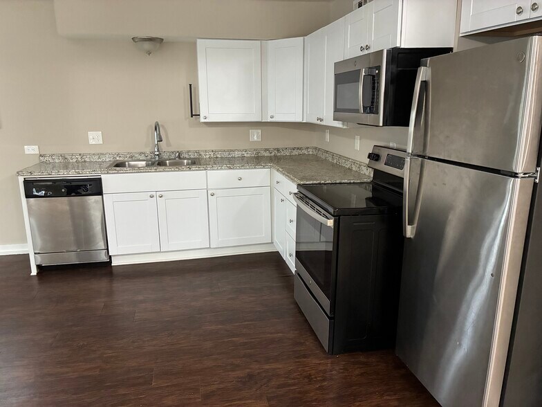 Kitchen - 14220 Ranch Rd