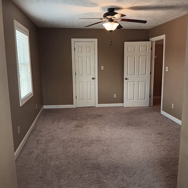 Building Photo - 62 Sommersby Dr