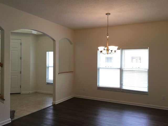 Building Photo - 10546 Willow Ridge Loop