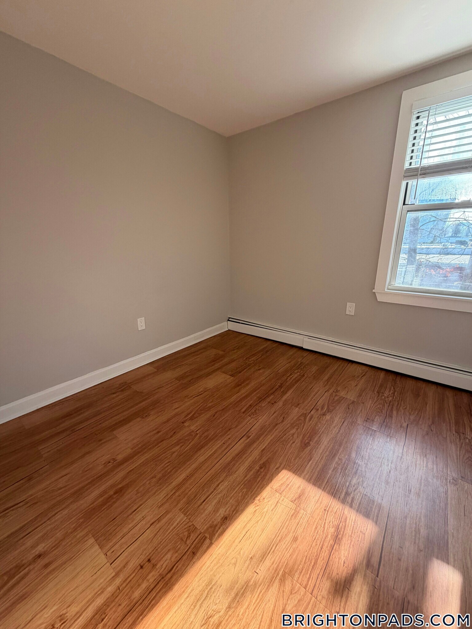 Building Photo - 9 Bronsdon St