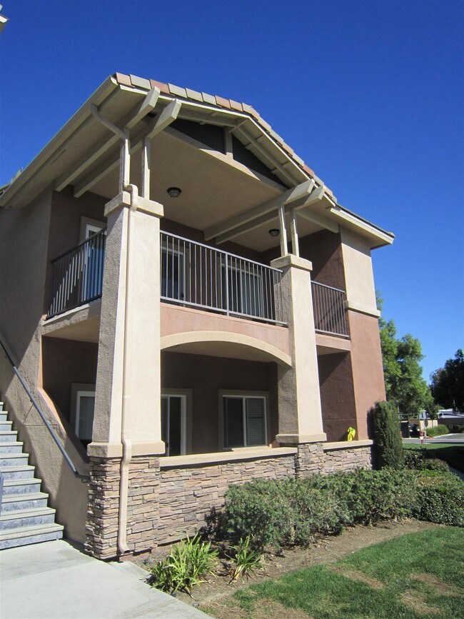 Cielo Vista Apartments 1624 W Rialto Ave Fontana CA 92335 Apartment