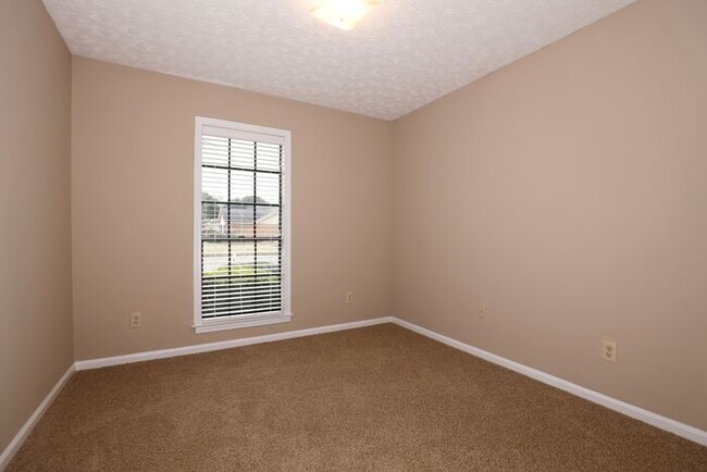 Building Photo - Copperfield