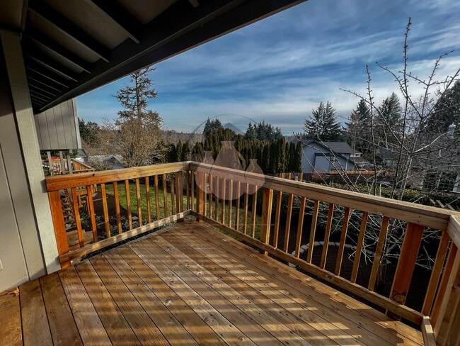 Building Photo - Beautiful South Salem Home-