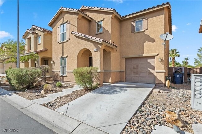 Building Photo - 4748 Golden Shimmer Ave