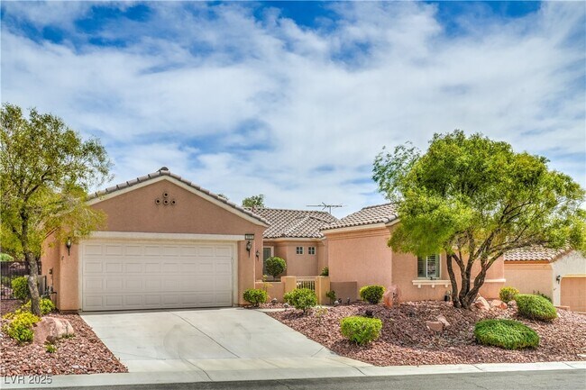 Primary Photo - 3055 Canal Walk Rd