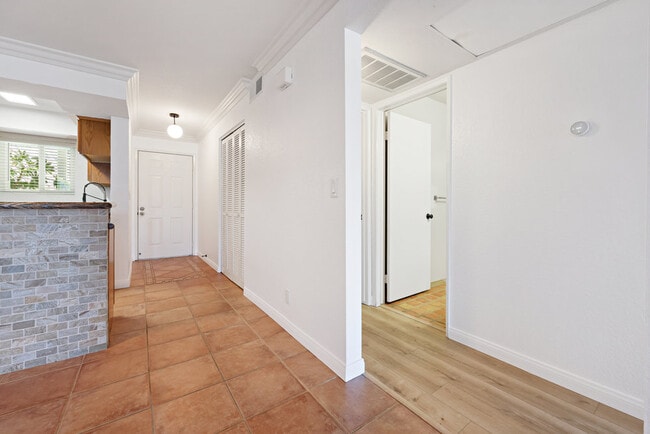 Building Photo - 4794 Arizona St