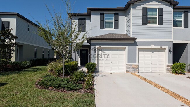 Building Photo - 6049 Shiner St