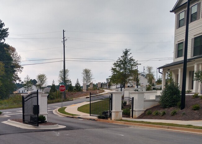 Building Photo - 419 Stovall Pl