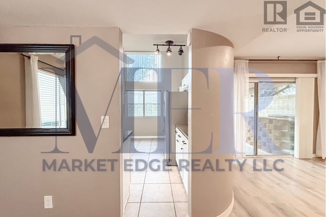 Building Photo - 3Bed/3Bath Home at Cave Creek/Greenway Rd!...