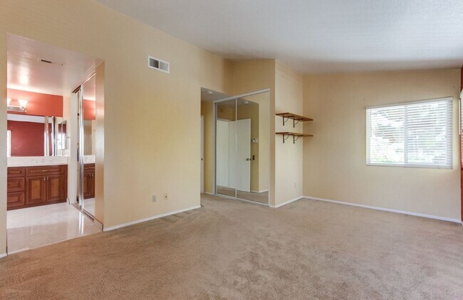 Building Photo - Charming Carmel Valley House in great loca...