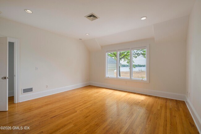 Building Photo - 23 Cobb Island Dr