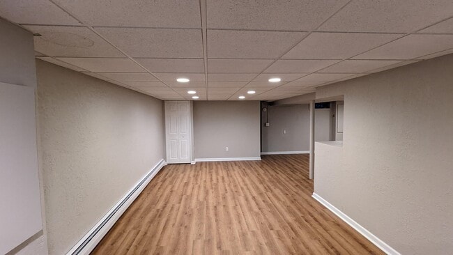 Building Photo - 5354 N Lydell Ave