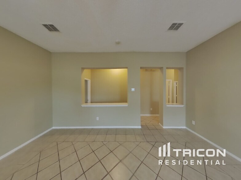 Building Photo - 4864 Madyson Ridge Dr