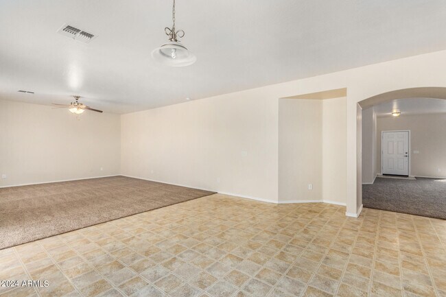 Building Photo - 19061 N San Pablo St