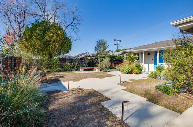 Building Photo - 12945 Welby Way