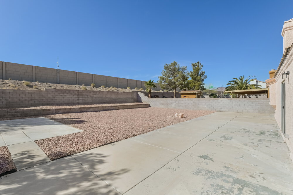 Building Photo - 934 Wagon Train Dr