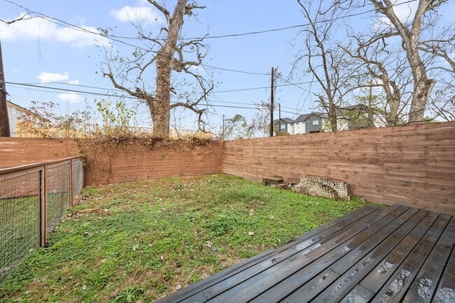 Building Photo - 317 E 35th St