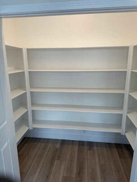 Building Photo - 38750 Cobblestone Cir
