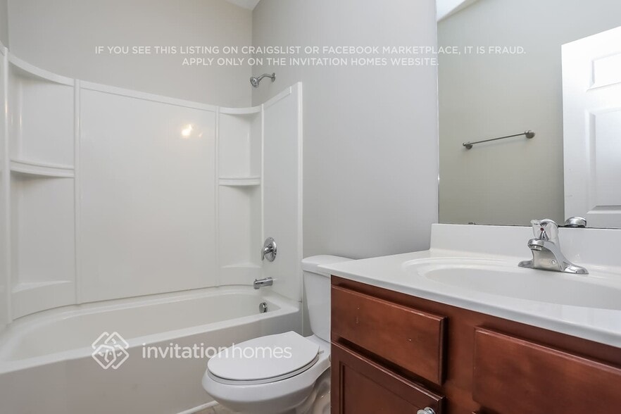 Building Photo - 3826 Althorp Drive