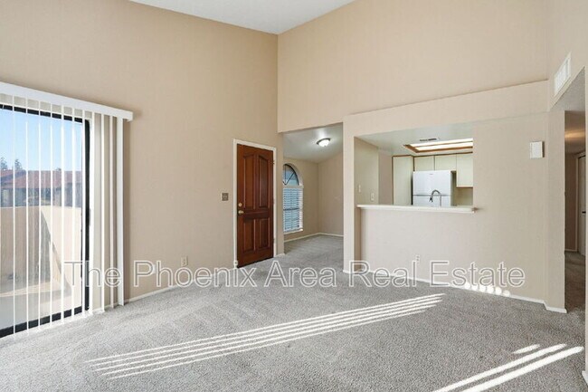 Building Photo - 1351 N Pleasant Dr