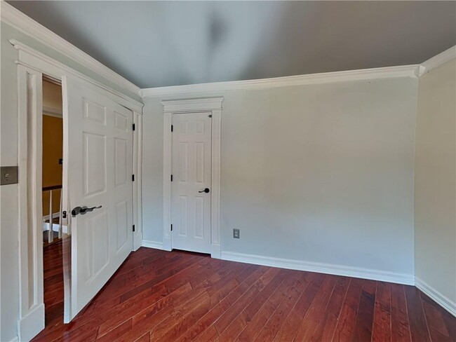 Building Photo - 2871 Wynford Dr